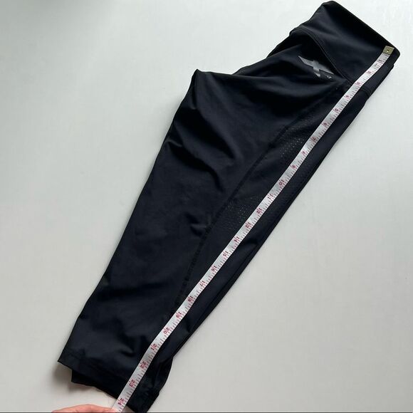 2XU Compression Capri - Picture 3 of 8